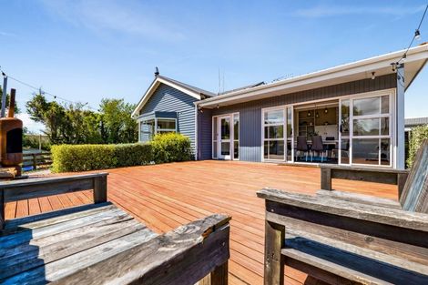 Photo of property in 1233 Egmont Road, Egmont Village, New Plymouth, 4372
