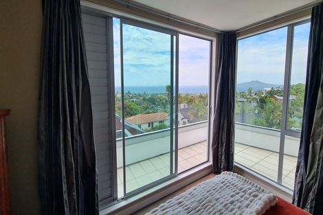 Photo of property in 5a Aberdeen Road, Castor Bay, Auckland, 0620