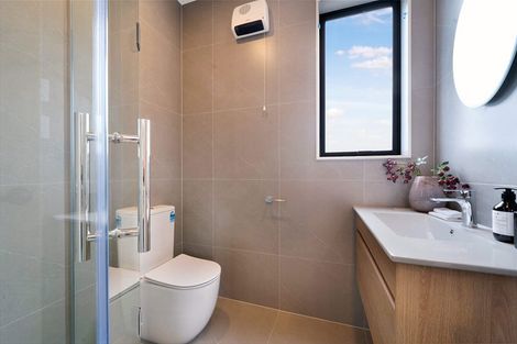 Photo of property in 37 Paretao Street, Massey, 0614