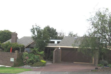 Photo of property in 5 Clearwater Cove, West Harbour, Auckland, 0618