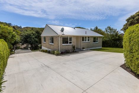 Photo of property in 20 Mahinawa Street, Takapuwahia, Porirua, 5022