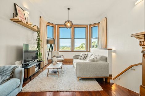 Photo of property in 27 Mortimer Terrace, Aro Valley, Wellington, 6021