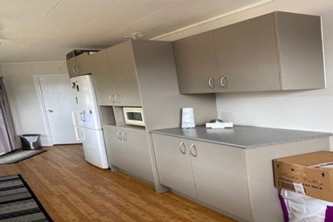 Photo of property in 11 Surman Place, Glen Eden, Auckland, 0602