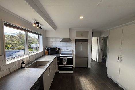 Photo of property in 16 Camellia Avenue, Bell Block, New Plymouth, 4312