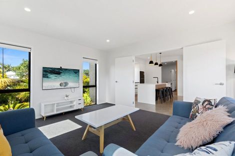 Photo of property in 22 Awatira Drive, Papamoa Beach, Papamoa, 3118