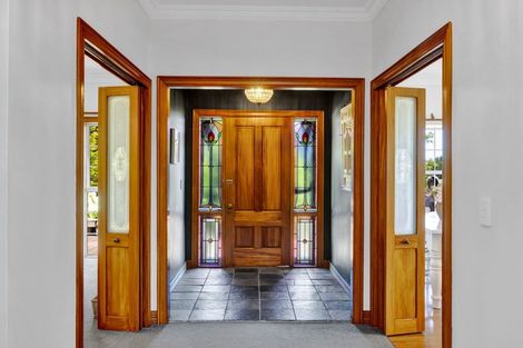 Photo of property in 58 Atkinson Road, Hurworth, New Plymouth, 4371