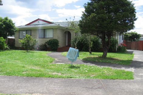 Photo of property in 18 Caringbah Drive, Papatoetoe, Auckland, 2025