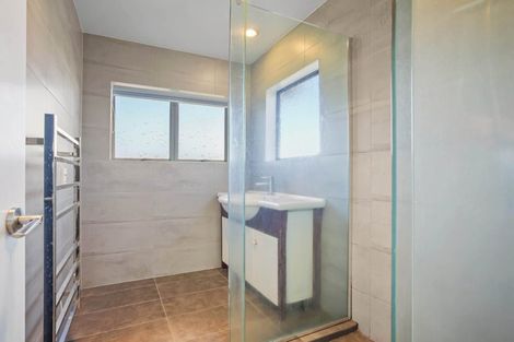 Photo of property in 45b Kurnell Drive, Botany Downs, Auckland, 2010