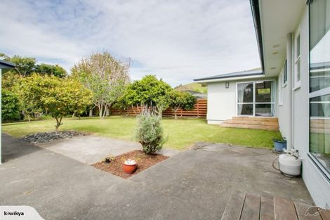 Photo of property in 18 Golding Road, Taradale, Napier, 4112