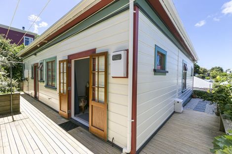 Photo of property in 34 Jefferson Street, Brooklyn, Wellington, 6021