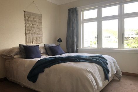 Photo of property in 155 Severn Street, Island Bay, Wellington, 6023