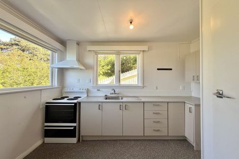 Photo of property in 38 Sugarloaf Road, Brooklyn, Wellington, 6021