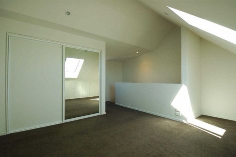 Photo of property in 10 North Avon Road, Richmond, Christchurch, 8013