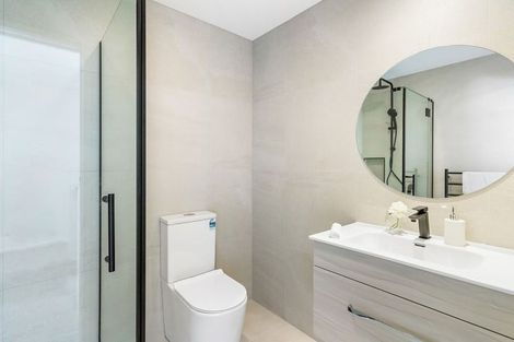 Photo of property in 19a Bradbury Road, Botany Downs, Auckland, 2010