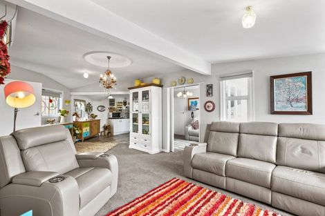 Photo of property in 1/92b South Road, Blagdon, New Plymouth, 4310