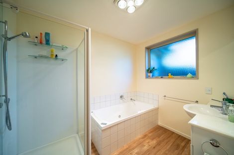Photo of property in 87a Eastern Terrace, Beckenham, Christchurch, 8023