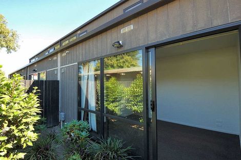 Photo of property in 10 North Avon Road, Richmond, Christchurch, 8013