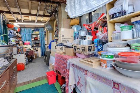 Photo of property in 31 Redwood Drive, Massey, Auckland, 0614