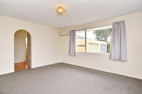 Photo of property in 32 Epsom Road, Sockburn, Christchurch, 8042