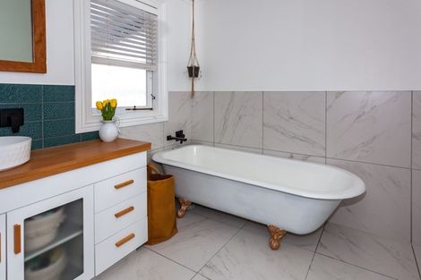 Photo of property in 102 Pahau Street, Thames, 3500