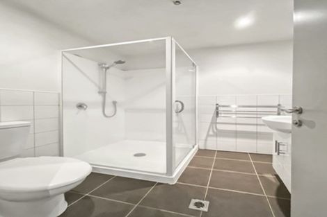 Photo of property in 2/35 Home Street, Mount Victoria, Wellington, 6011