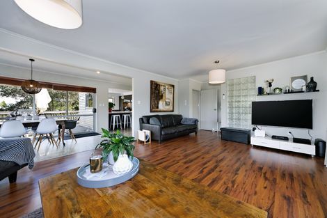 Photo of property in 43 Redwood Drive, Massey, Auckland, 0614