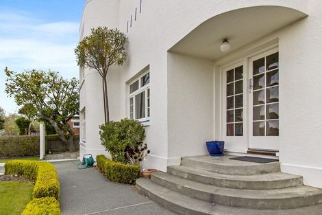 Photo of property in 98 Avenue Road, West End, Timaru, 7910