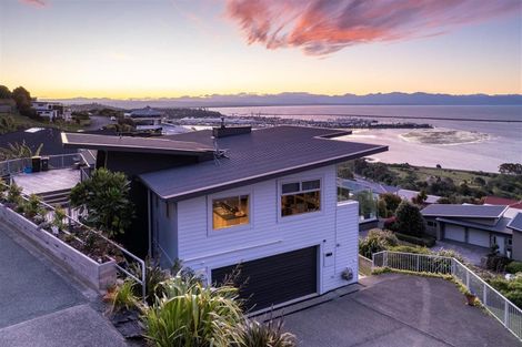 Photo of property in 52 Davies Drive, Atawhai, Nelson, 7010