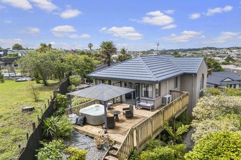 Photo of property in 40 Westview Court, Somerville, Auckland, 2014