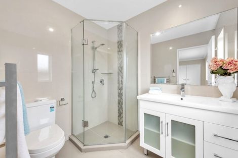 Photo of property in 69 Castlederg Drive, Flat Bush, Auckland, 2019