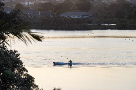 Photo of property in 54 Pohutukawa Avenue, Red Beach, 0932