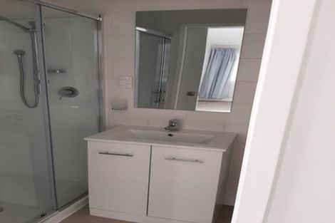 Photo of property in 2/41 Charles Dickens Drive, Mellons Bay, Auckland, 2014