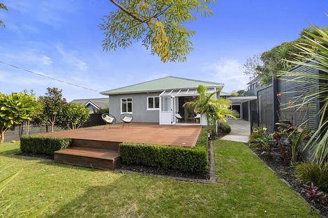 Photo of property in 60 Ballance Street, Lower Vogeltown, New Plymouth, 4310