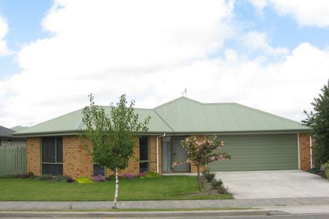 Photo of property in 8b Pentecost Road, Rangiora, 7400