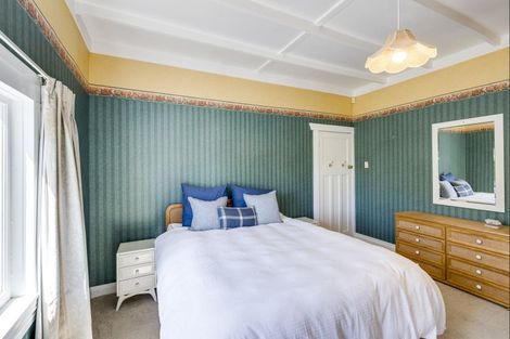 Photo of property in 1209 Caroline Road, Mayfair, Hastings, 4122