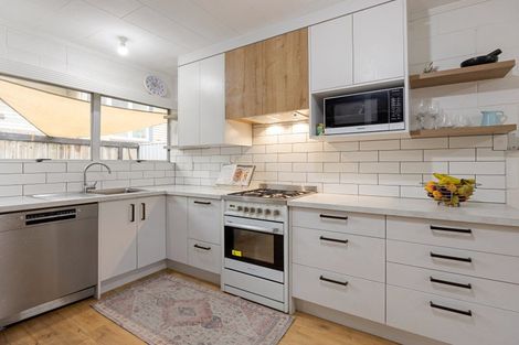 Photo of property in 121 Queens Avenue, Frankton, Hamilton, 3204