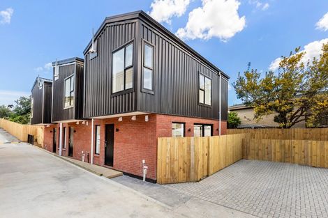 Photo of property in 24 Carnoustie Drive, Wattle Downs, Auckland, 2103
