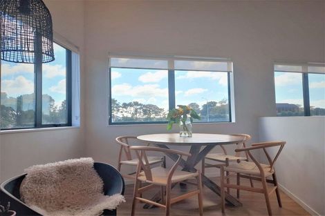 Photo of property in 1/6a William Roberts Road, Pakuranga, Auckland, 2010