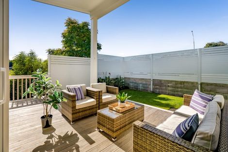 Photo of property in 54 Ainslee Street, Highlands Park, New Plymouth, 4312