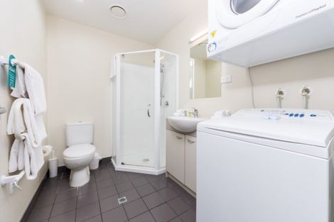 Photo of property in 402/17 Osterley Way, Manukau, Auckland, 2104