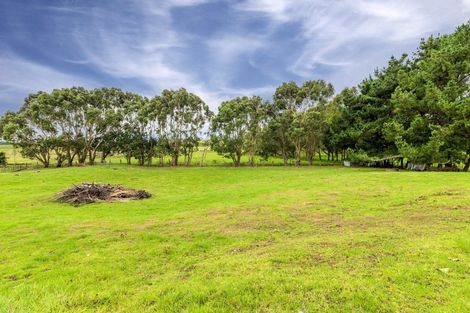 Photo of property in 99 Te Whanga Road, Levin, 5572
