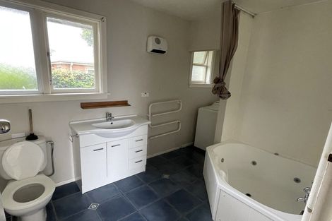 Photo of property in 156 Ilam Road, Ilam, Christchurch, 8041