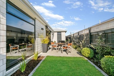 Photo of property in 41 Franks Way, Papamoa Beach, Papamoa, 3118