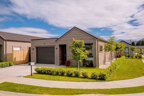 Photo of property in 11 Glen Dene Crescent, Wanaka, 9305