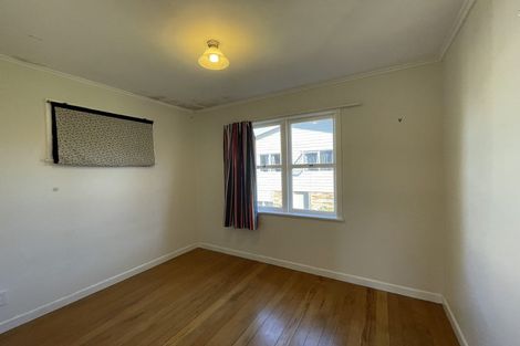 Photo of property in 24 Cassino Street, Bayswater, Auckland, 0622