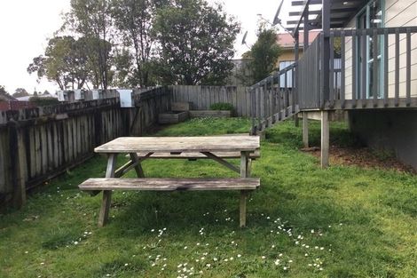 Photo of property in 2/35 Station Road, Te Kamo, Whangarei, 0112