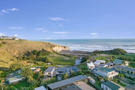 Photo of property in 14 Mowhanau Drive, Kai Iwi, Whanganui, 4574