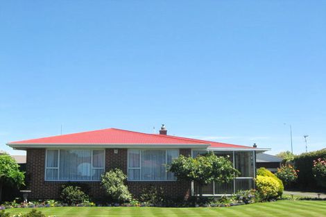 Photo of property in 3 Coronado Place, Broomfield, Christchurch, 8042