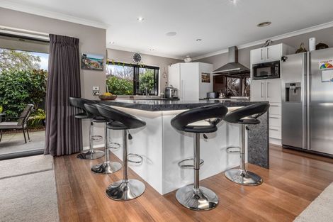 Photo of property in 7 Hulme Way, Raumati Beach, Paraparaumu, 5032