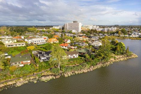 Photo of property in 132a Pembroke Street, Hamilton Lake, Hamilton, 3204